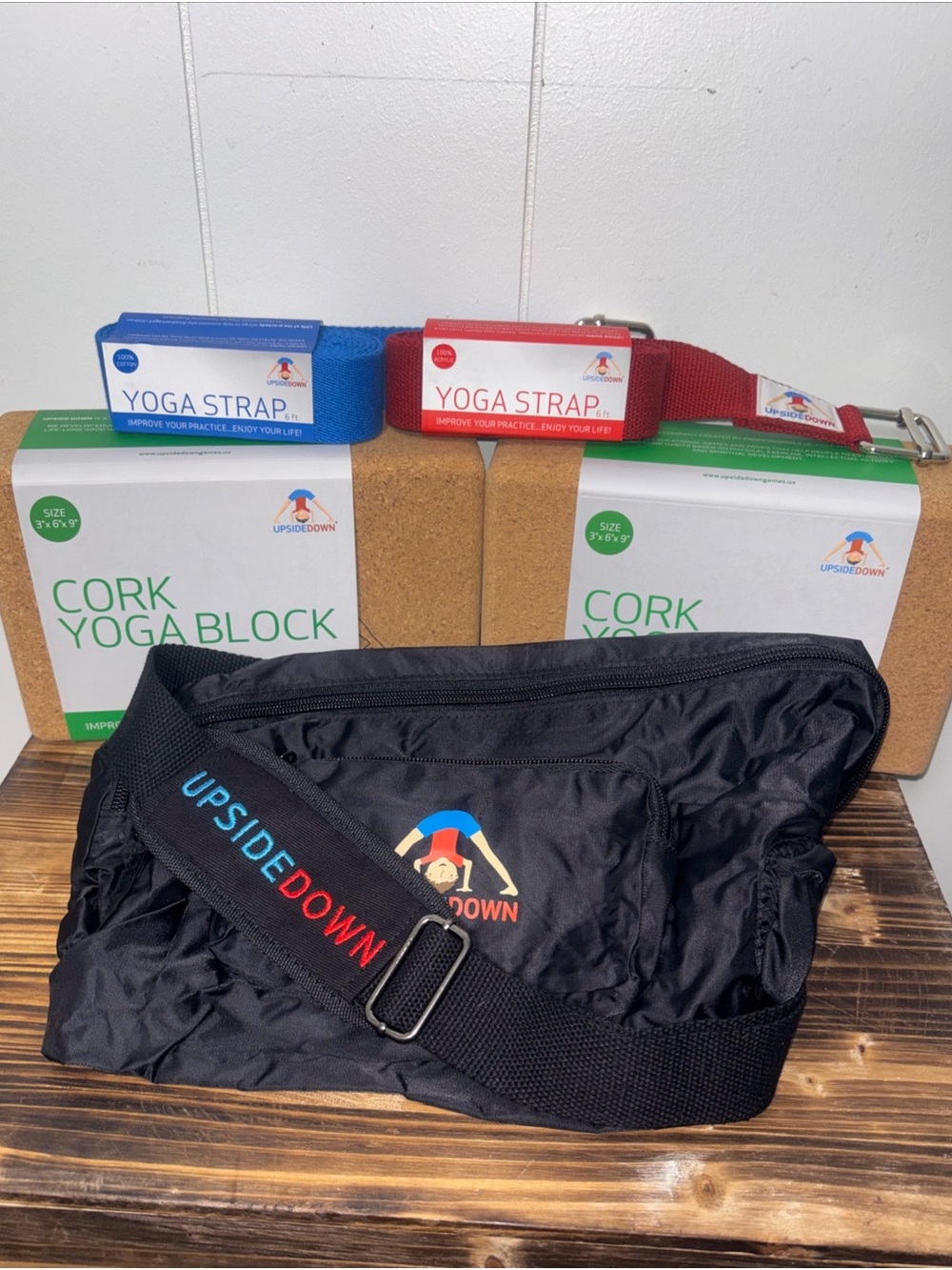 2 Cork Yoga Blocks & 2 Straps Red/blue Including Yoga Black Bag 5 Piece Set New